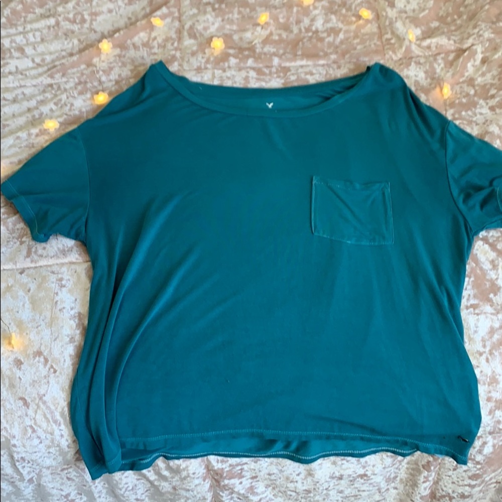 Soft and sexy American Eagle Outfitters T Shirt